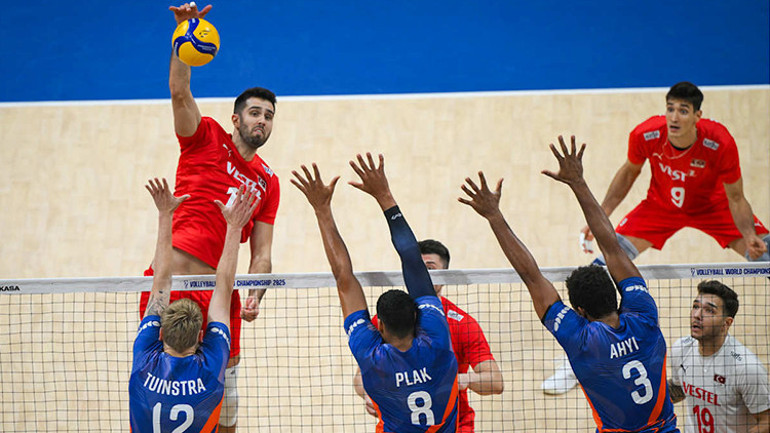 Filenin Efeleri, Dünya Voleybol Şampiyonası'nda çeyrek finale yükseldi