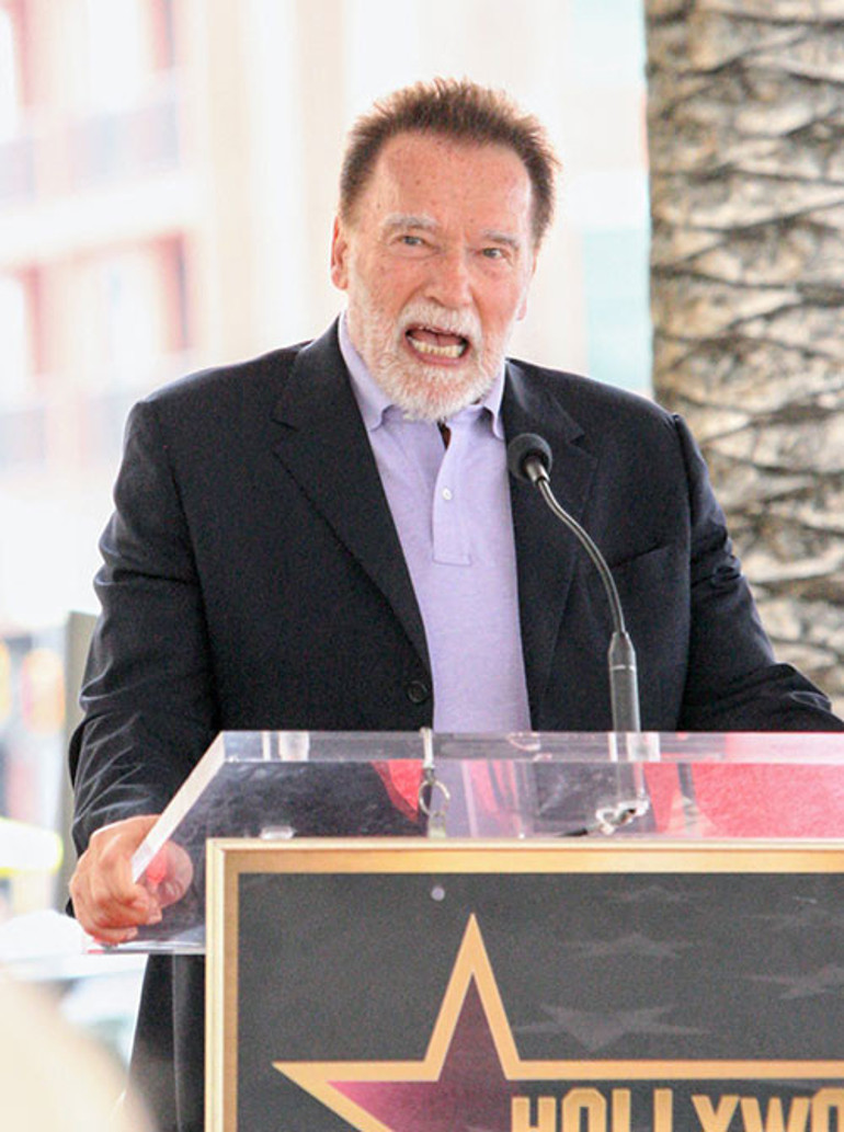 Evdeki hizmetçiden çocuk sahibi oldu, yuvası yıkıldı... Bir de bunun şakasını yaptı: Boşanırken karım servetimin yarısını alıp gitti