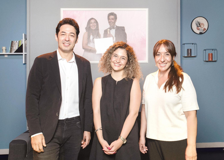 Mert Fırat: Erkek dünyasının kurduğu hegemonya hayatın her alanında etkisini gösteriyor Binnur Kaya: Ev hayatı, aile severim. Bir gün hafızamı kaybedebilirim ama sadakatimden şüphem olmaz