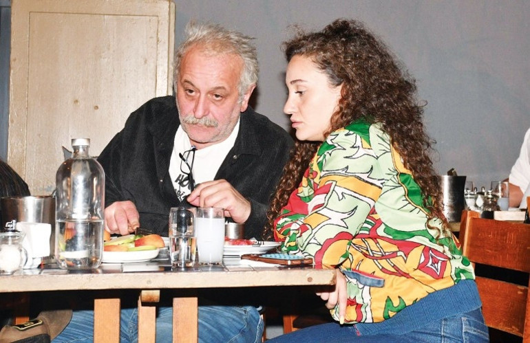 Onur Ünlü çıldırdı: Rızam yok, fotoğrafları silin