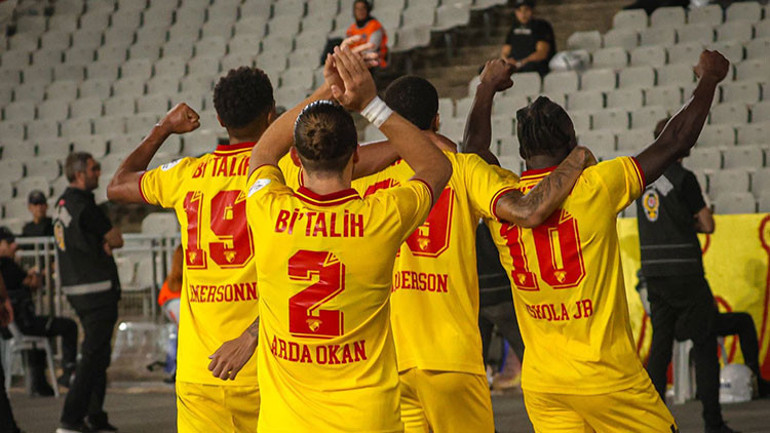 Göztepe’nin yeni transferlerinden büyük katkı