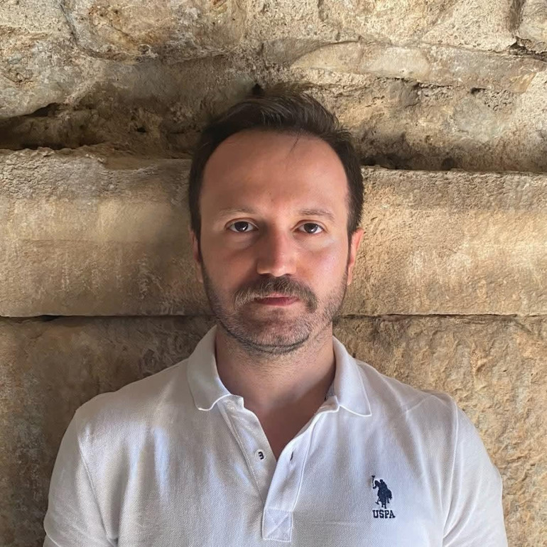 Eşi ve çocuğunu öldürmekle suçlanıyordu... Ölen eşinin günlüğü incelemeye alındı