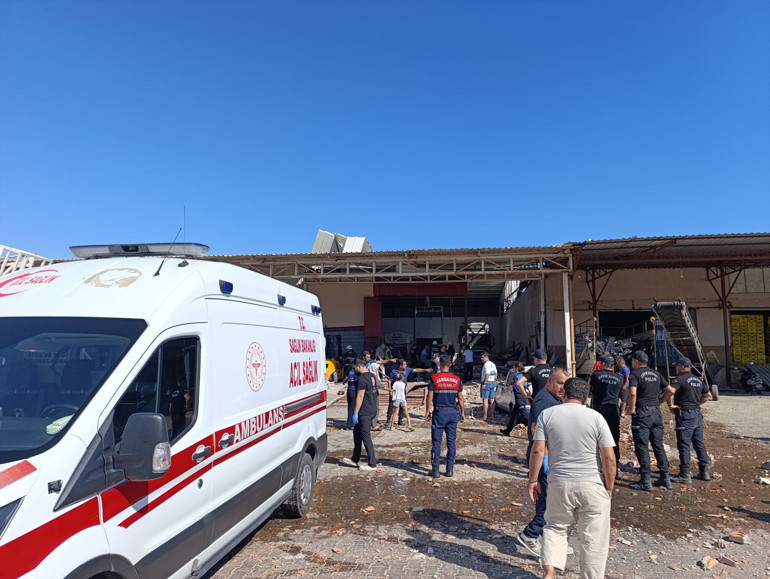 Patlamanın gerçekleştiği toptancı halinin dış görüntüsü