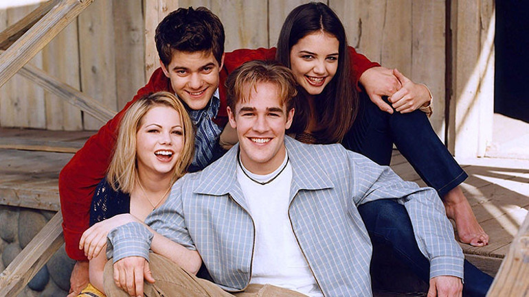 ‘O benim ilk aşkım’ demişti… Küllenen ateş yeniden yanmaya başladı… Artık kalbi daha hızlı çarpıyor