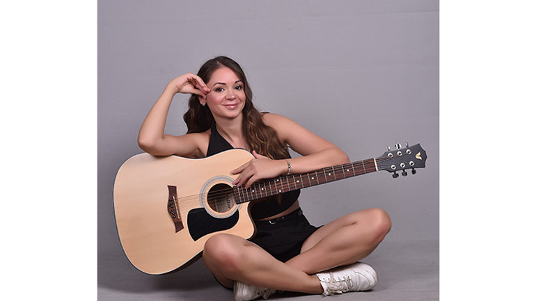 Ayşen “BU O” ile sessizliğini bozdu