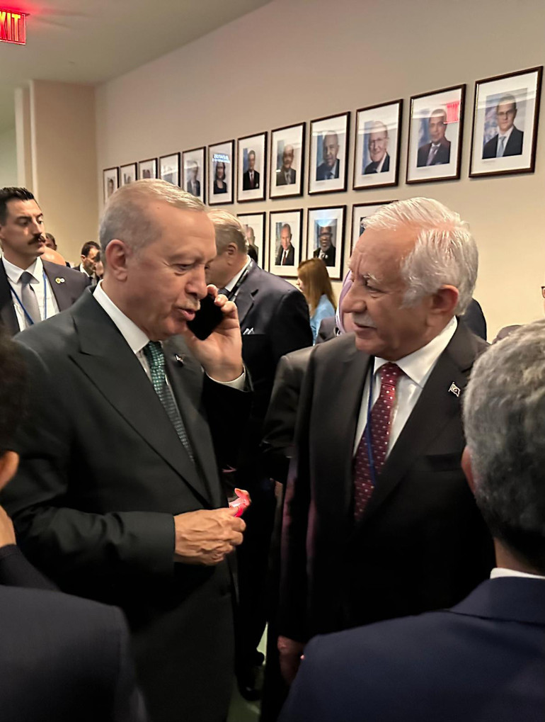 Son dakika... MHP lideri Bahçeliden Cumhurbaşkanı Erdoğana tebrik telefonu