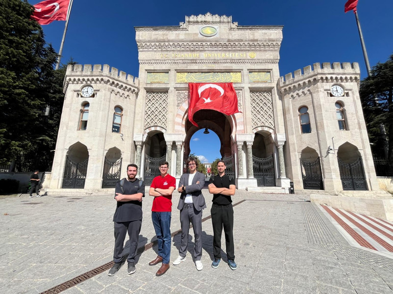 Arkadaşın yerine imza devri kapanıyor... Yüz tanımalı yoklama