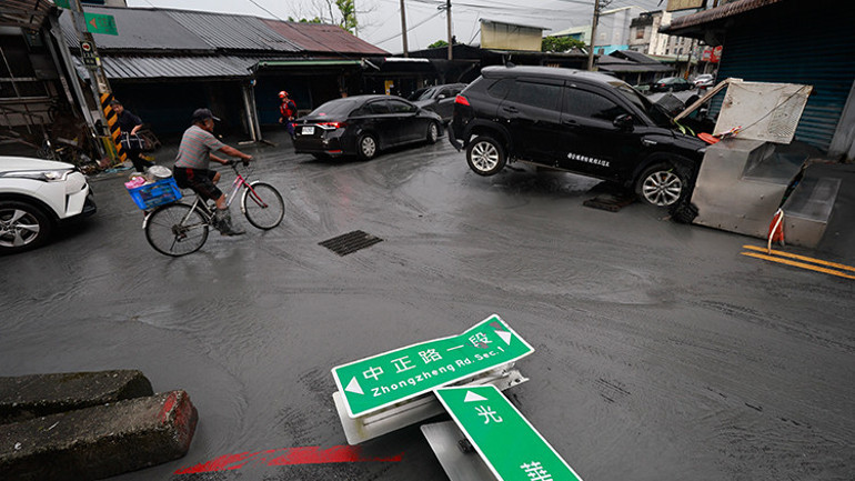 Süper tayfun Ragasa, Tayvanda 17 kişinin ölümüne yol açtı