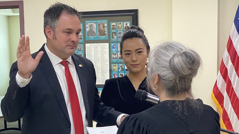 İsrailden para alan ABDli senatörü kızı ifşa etti