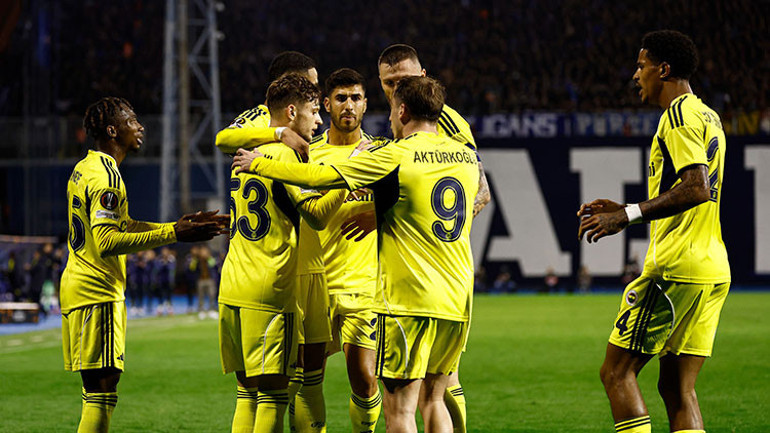 Dinamo Zagreb - Fenerbahçe maçının ardından Nihat Kahveciden sert sözler Bu Fenerbahçeye ne oldu