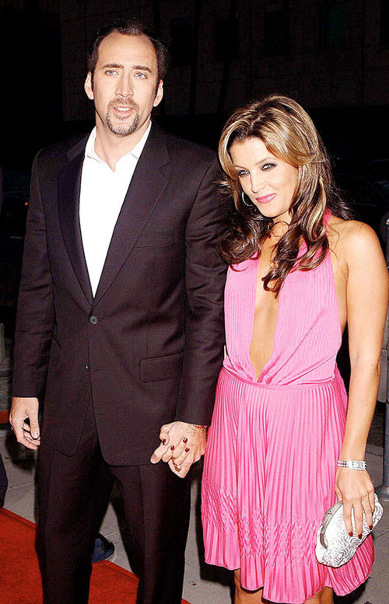 Şatosunda tatlı hayat sürmüştü... Elmas yüzüğü okyanusa atmış... Ünlü oyuncu işte böyle battı