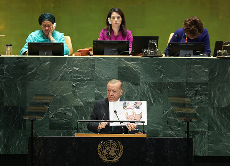 Sayın Trump Gazzede mevcut durumun böyle devam edemeyeceğinin farkında