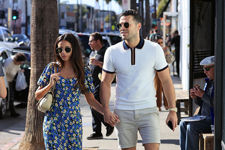 Anne olmayı 10 yıl beklemişti… Artık hafta içi dizi çekiyor, hafta sonu kızıyla geziyor