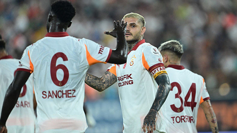 Galatasaray üçlü savunma ile Alanyaspor karşısında