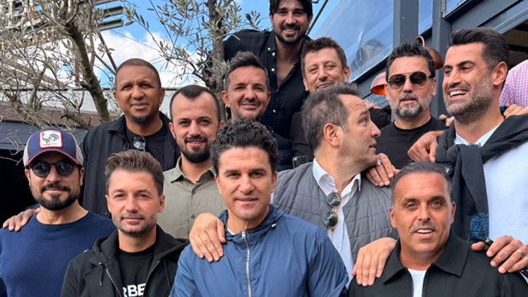 Fenerbahçe efsane futbolcular kahvaltıda bir araya geldi