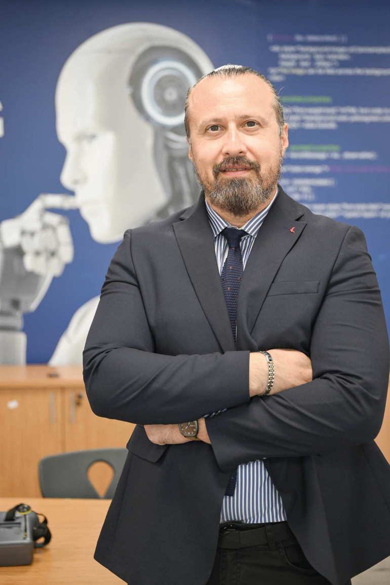 Demirören Medya ve Teknoloji Mesleki ve Teknik Anadolu Lisesi Yapay Zekâ Bölümü öğrencileri: ‘Dünyanın yeni dilini liseden öğrenmek bizi ileri taşıyacak’