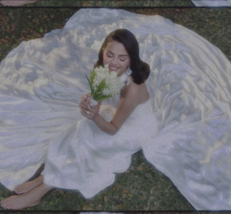 Tüm acılar ve üzüntüler geride kaldı… En sonunda muradına erdi: Ünlü şarkıcı rüya gibi bir düğünle evlendi