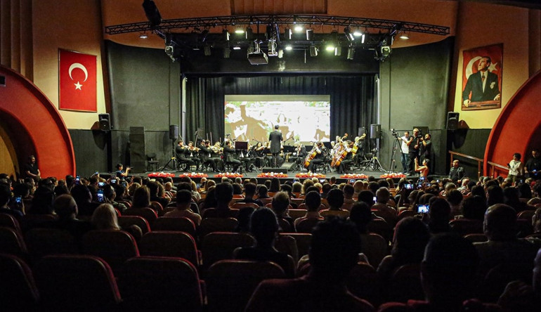 ‘O Da Bir Şey Mi’ filmine 8 ödül