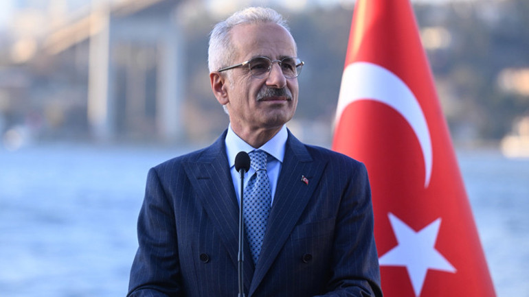 Marmara Denizi’nde gemi-ray taşımacılığı başladı