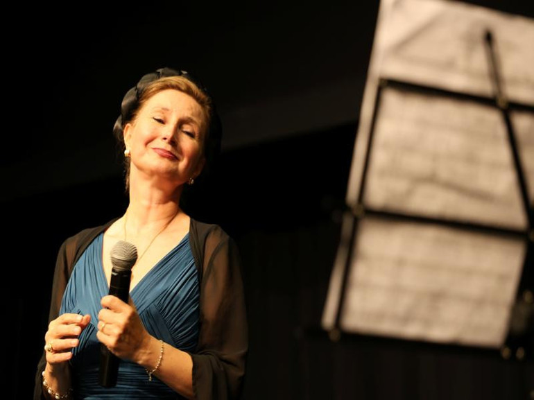 Kahverengi tabelaların hastasıyım