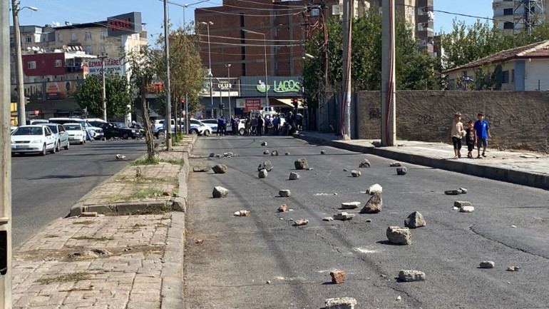 Cadde üzerinde yapılan eylem fotoğrafı