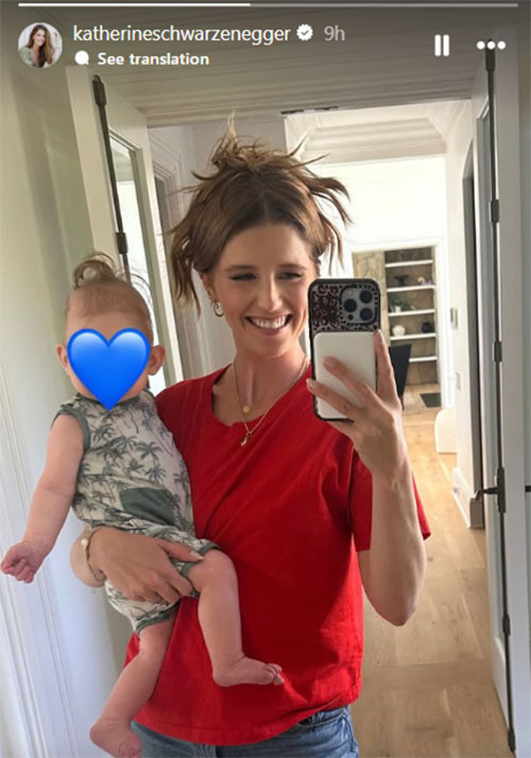 Oğlumun tatlı yüzüne bir mavi kalp... İlk doğum gününe iki ay kaldı