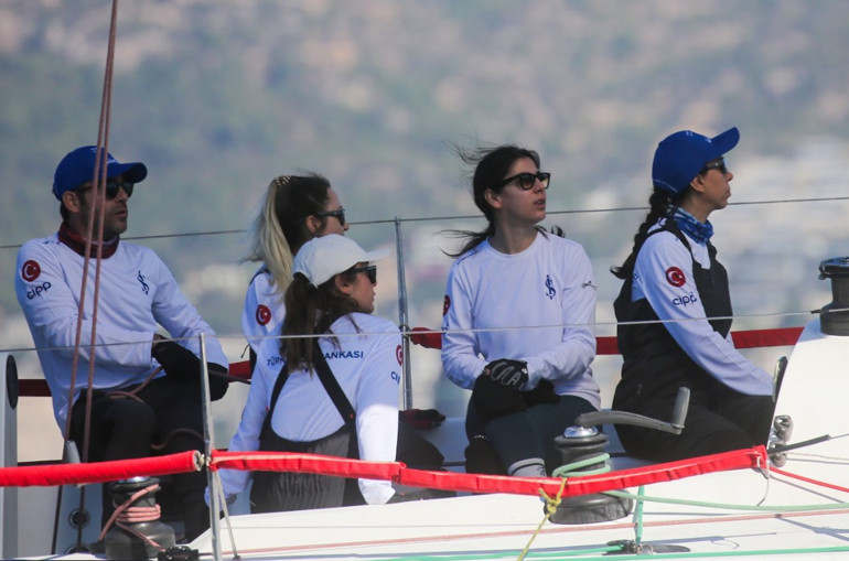 Maximiles Black 37inci The Bodrum Cup: Nesiller yelken açıyor