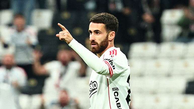 Beşiktaş oyuncuları gol sevinci