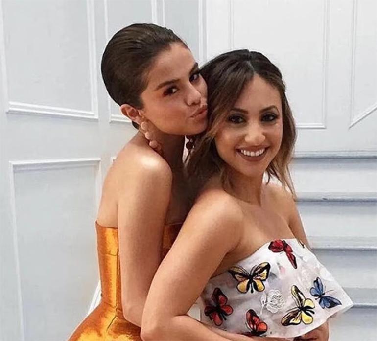 Bu gelinliği giymeyi bile ona borçlusun... Sende hiç vefa yokmuş Selena