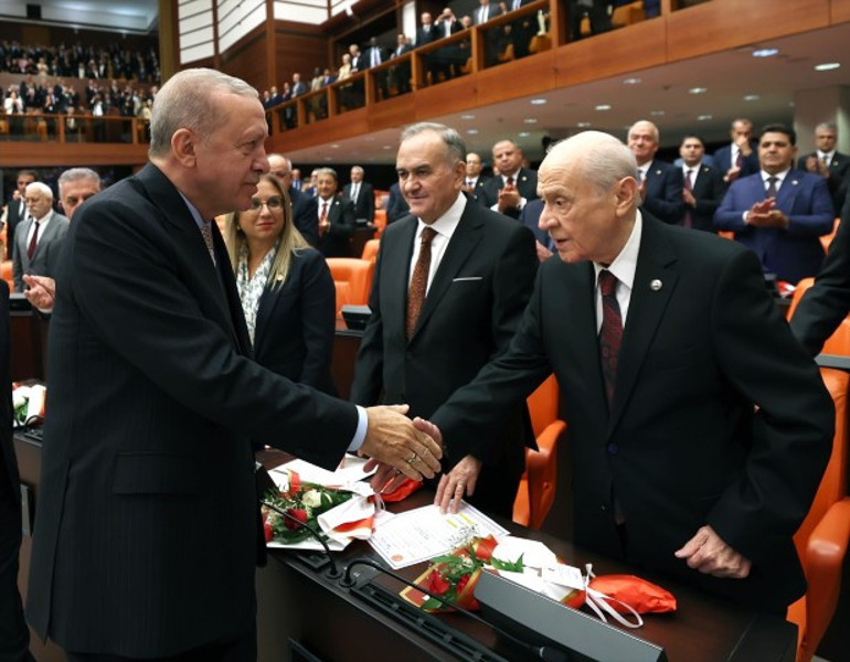 Cumhurbaşkanı Erdoğan: Her sorunu çözer, her oyunu bozarız