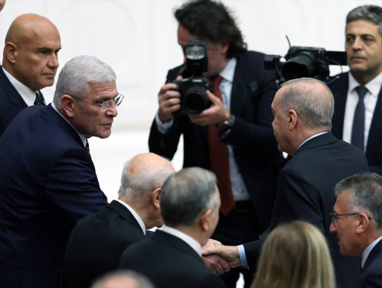 Cumhurbaşkanı Erdoğan: Her sorunu çözer, her oyunu bozarız