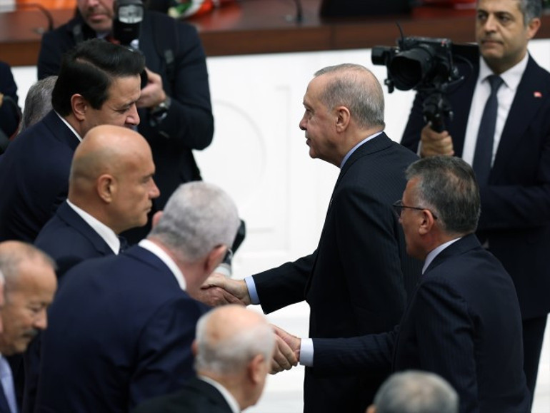 Cumhurbaşkanı Erdoğan: Her sorunu çözer, her oyunu bozarız