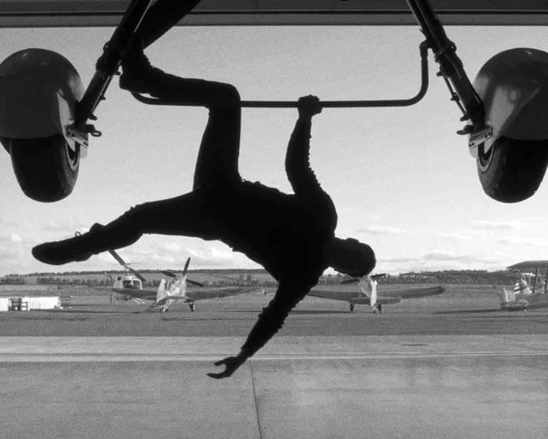 Bu kez görevimiz tehlike değil, görevimiz düğün Her şeyin en görkemlisini istiyor: Ya uzayda ya da denizin altında evlenecekler