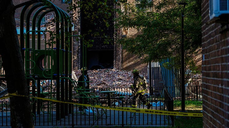 Son dakika... ABDde korku dolu anlar: 20 katlı binada patlama