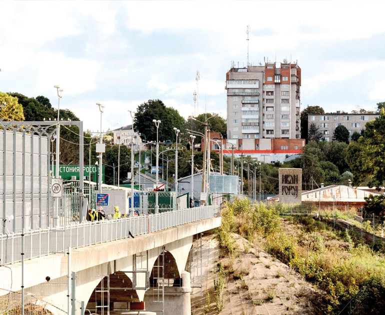 Gri bir savaş başlamış gibi