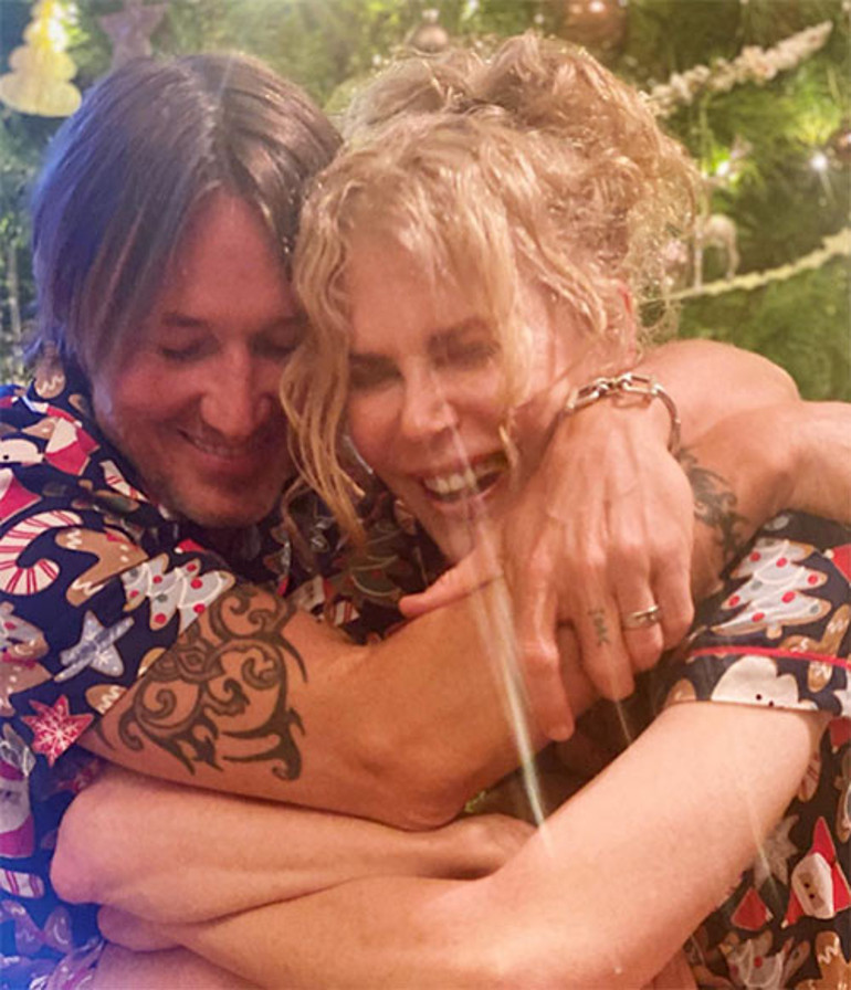 Söylentiler aylardır kulaktan kulağa yayılıyordu: Sadakatsizin biri o... Karısının üzerine gül koklamış