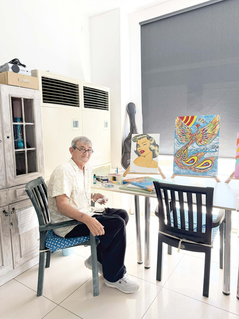 Rol yapıp klip çekiyorlar, sosyal medyada beğeni topluyorlar