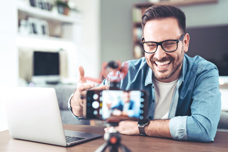 Sosyal medya içerik üreticiliği sanıldığı kadar kolay değil... Takipçi sayısı değil emek belirliyor