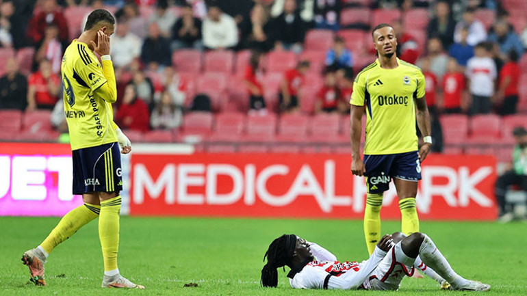 Samsunspor-Fenerbahçe maçı sonrası Nihat Kahveci’den sert eleştiri ‘Fenomen, dokunulamaz’