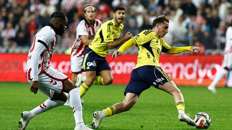 Samsunspor-Fenerbahçe maçı sonrası Nihat Kahveci’den sert eleştiri ‘Fenomen, dokunulamaz’