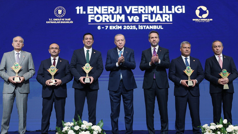 Cumhurbaşkanı Erdoğan: Enerjide hedefimiz tam bağımsız Türkiye