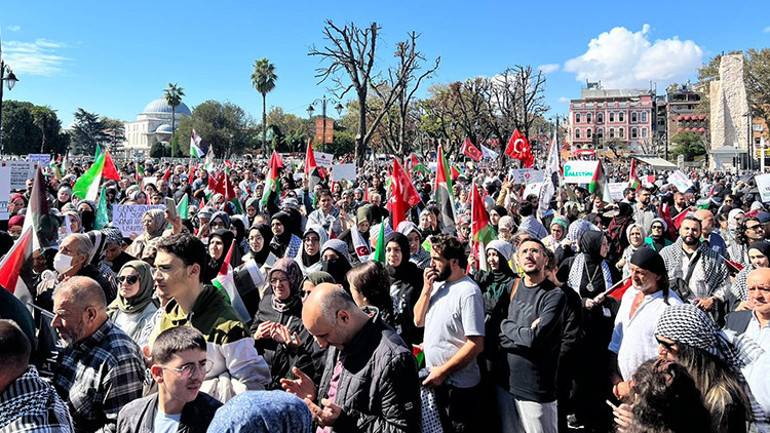 Türkiye Gazze için ayağa kalktı: 81 ilde düzenlenen gösteriler dünyada geniş yankı uyandırdı Abluka ve saldırılara karşı dayanışma