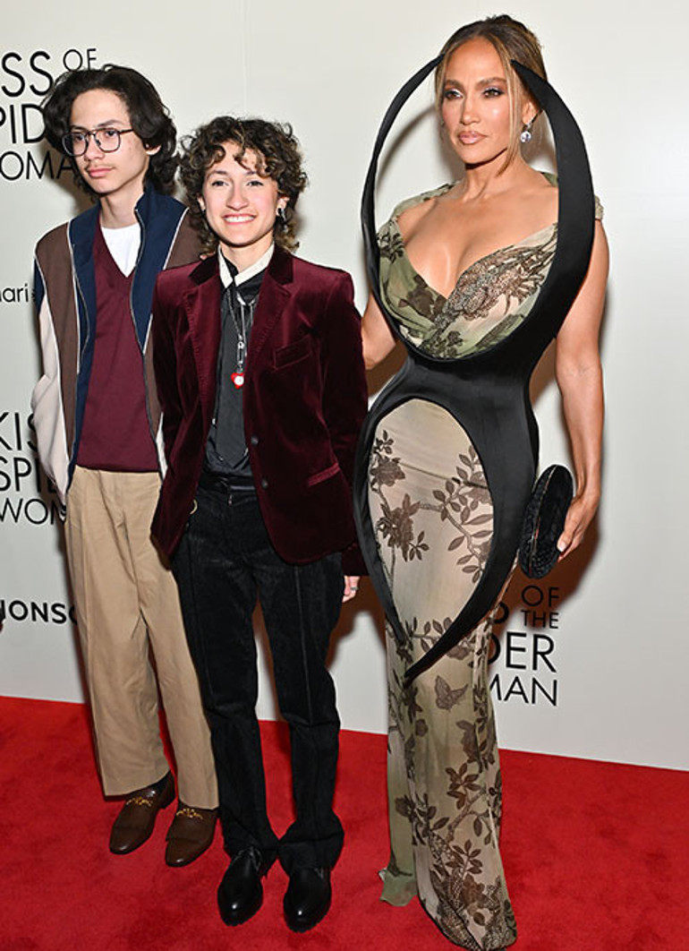 Çocuklarının ikisi de babaya çekmiş