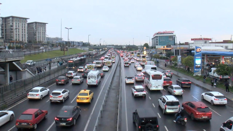 Son dakika... Dikkat 55 kentte turuncu ve sarı alarm... Meteorolojiden kuvvetli yağış ve fırtına uyarısı