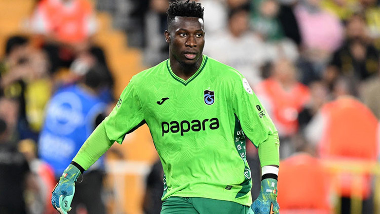 Onana maç esnasında