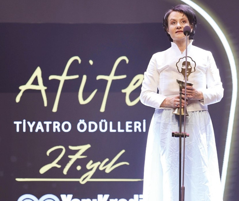 Tiyatroda ödül gecesi