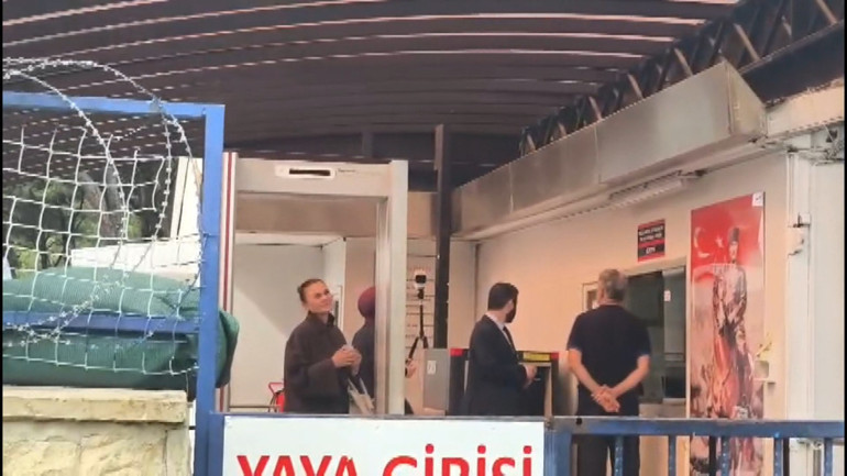 Son dakika... Ünlü isimlere uyuşturucu operasyonu Aralarında İrem Derici, Demet Evgar ve Hadise de var... Soruşturmayla ilgili yeni gelişme