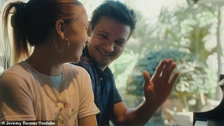 O korkunç kazadan sonra yaşaması bir mucize… Hayat onun için tek anlama geliyor: Biricik evladım onu hiç bırakmayacağımı bilsin yeter