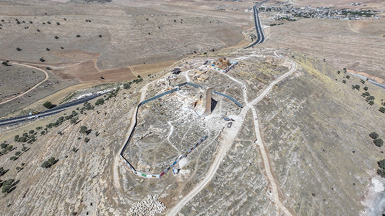 Kaymakam mesaisinden artan zamanda oraya gidiyor 11 yıldır sürüyor | İlk kez yapıyorum, tarihe imza atmak istiyorum