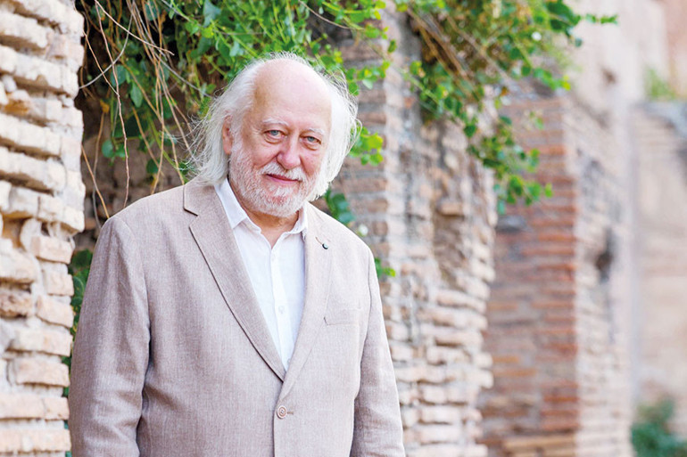 Selim İleri’den Cüneyt Arkın’a veda kitabı